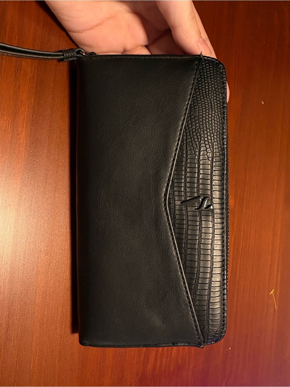 Black Zip Around Simply Vera Wang large bifold Wallet with Textured Accent